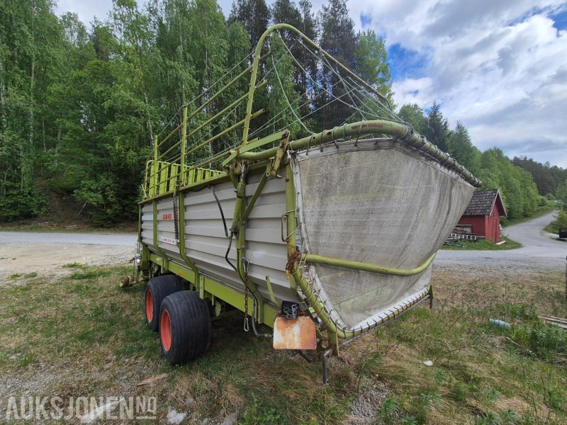1990 Claas Sprint 320K Forvogn / pickup vogn / avlesservogn - Lantbruksmaskiner: bild 3 1990 Claas Sprint 320K Forvogn / pickup vogn / avlesservogn - Lantbruksmaskiner: bild 3