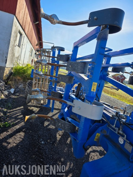 Lantbruksmaskiner 2019 New Holland grubber STX V 400T: bild 11