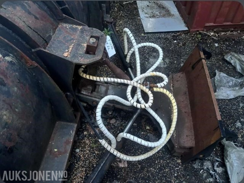 Brøyteskjer med sving, ca 3 m - Lantbruksmaskiner: bild 4 Brøyteskjer med sving, ca 3 m - Lantbruksmaskiner: bild 4