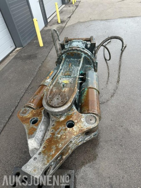 SMC Kombisaks med rotasjon - Betongtygger/Stålsaks S70 - Grävmaskin: bild 1 SMC Kombisaks med rotasjon - Betongtygger/Stålsaks S70 - Grävmaskin: bild 1