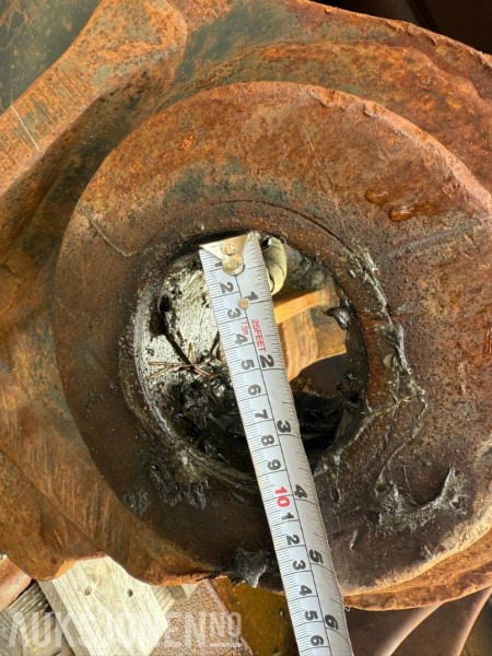 Klepp Feste Hitachi 350 - Tillbehör för Byggmaskiner: bild 5 Klepp Feste Hitachi 350 - Tillbehör för Byggmaskiner: bild 5
