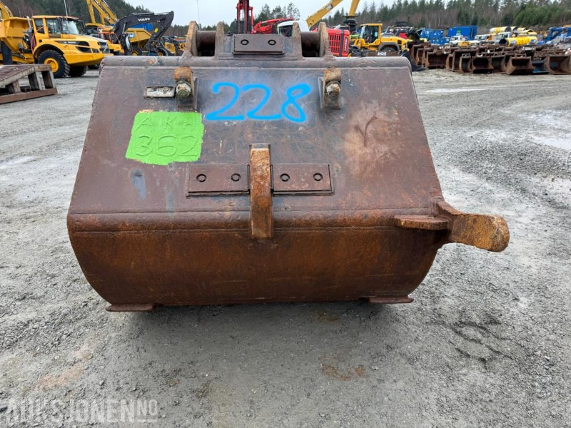 Klepp Mek renskeskuff med km3 feste - Tillbehör för Byggmaskiner: bild 4 Klepp Mek renskeskuff med km3 feste - Tillbehör för Byggmaskiner: bild 4
