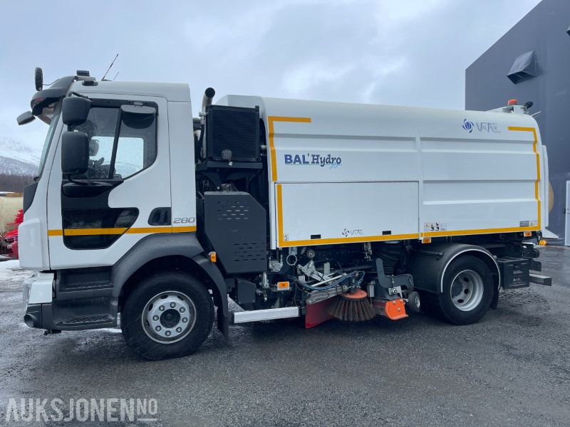 2023 Volvo FL 280 hk * BAL`Hydro Feiebil/Sweeper * Klar for sesongen * 2500 Km * Leveres med ny Eu kontroll * - Utility/ Specialfordon: bild 2 2023 Volvo FL 280 hk * BAL`Hydro Feiebil/Sweeper * Klar for sesongen * 2500 Km * Leveres med ny Eu kontroll * - Utility/ Specialfordon: bild 2