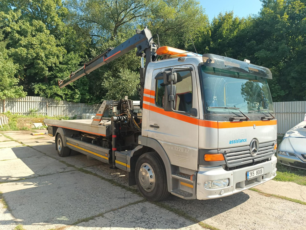 MERCEDES-BENZ Atego 1323 L - Lastbil med skåp: bild 1 MERCEDES-BENZ Atego 1323 L - Lastbil med skåp: bild 1