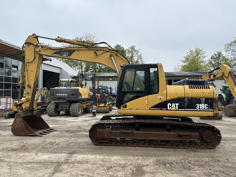 Caterpillar 318 CL Good undercarriage (not 320CL - 325CL) - Bandgrävare: bild 3 Caterpillar 318 CL Good undercarriage (not 320CL - 325CL) - Bandgrävare: bild 3