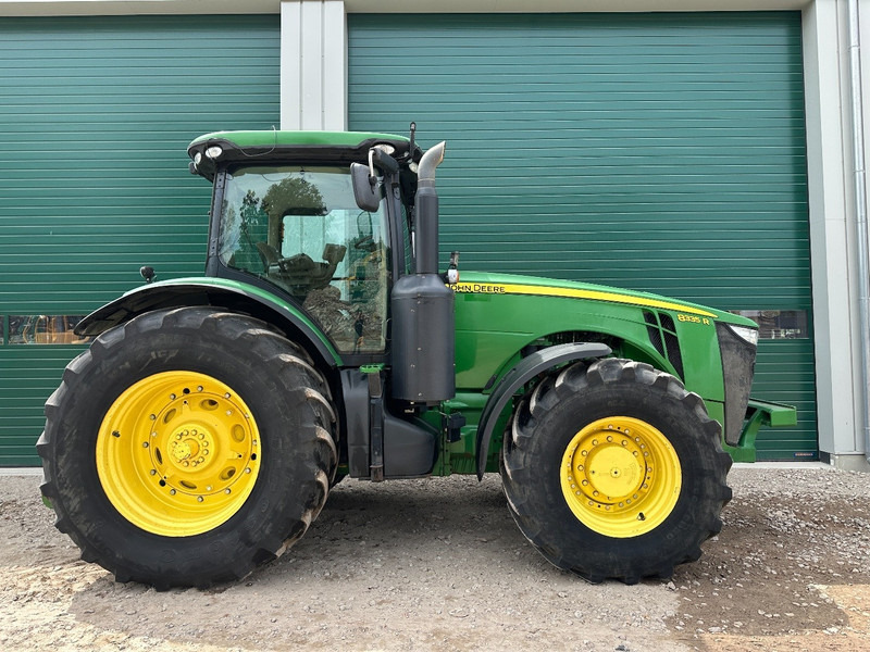 John Deere 8335R AutoPower - Traktor: bild 4 John Deere 8335R AutoPower - Traktor: bild 4
