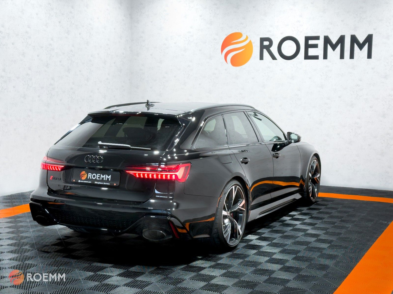 Audi RS6 Avant 4.0 TFSI quattro*Dynamik*360°*PANO*LED - Kombi: bild 4 Audi RS6 Avant 4.0 TFSI quattro*Dynamik*360°*PANO*LED - Kombi: bild 4