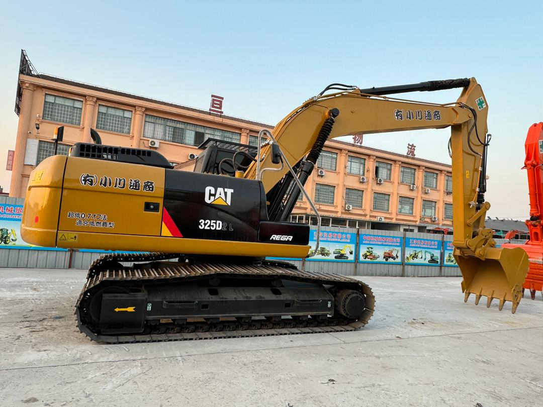 Caterpillar 325D CAT 325D2 329D 330D 330D2 25 Ton Used Excavator for Sale - Grävmaskin: bild 1 Caterpillar 325D CAT 325D2 329D 330D 330D2 25 Ton Used Excavator for Sale - Grävmaskin: bild 1