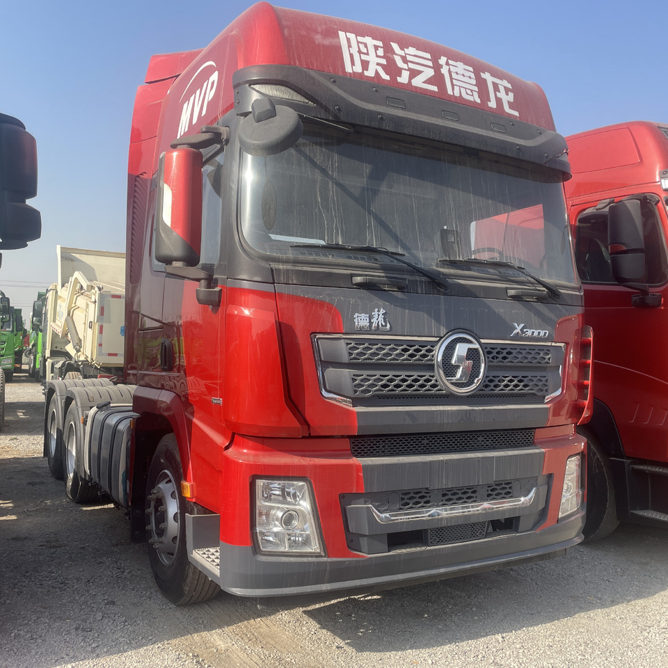 Shacman Slightly Used X3000 X5000 (6*4) Semi Truck Head Tractor Head Tipper Head - Dragbil: bild 1 Shacman Slightly Used X3000 X5000 (6*4) Semi Truck Head Tractor Head Tipper Head - Dragbil: bild 1