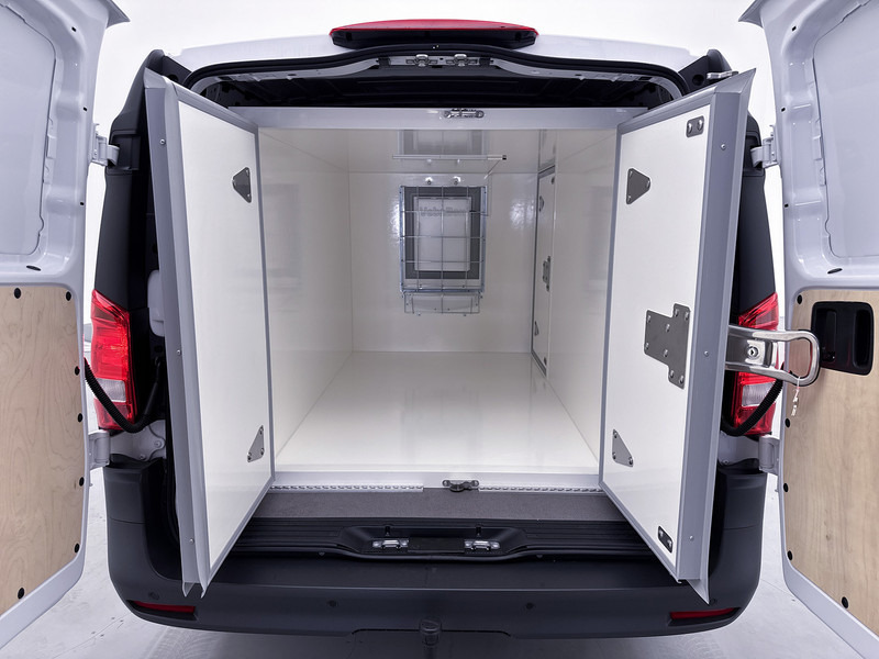 Mercedes-Benz Vito 116 CDI L2 Pro Vebabox koeling Trekhaak Multibeam LED Betimmering Achteruitrijcamera met Parkeersensoren - Kylbil: bild 4 Mercedes-Benz Vito 116 CDI L2 Pro Vebabox koeling Trekhaak Multibeam LED Betimmering Achteruitrijcamera met Parkeersensoren - Kylbil: bild 4