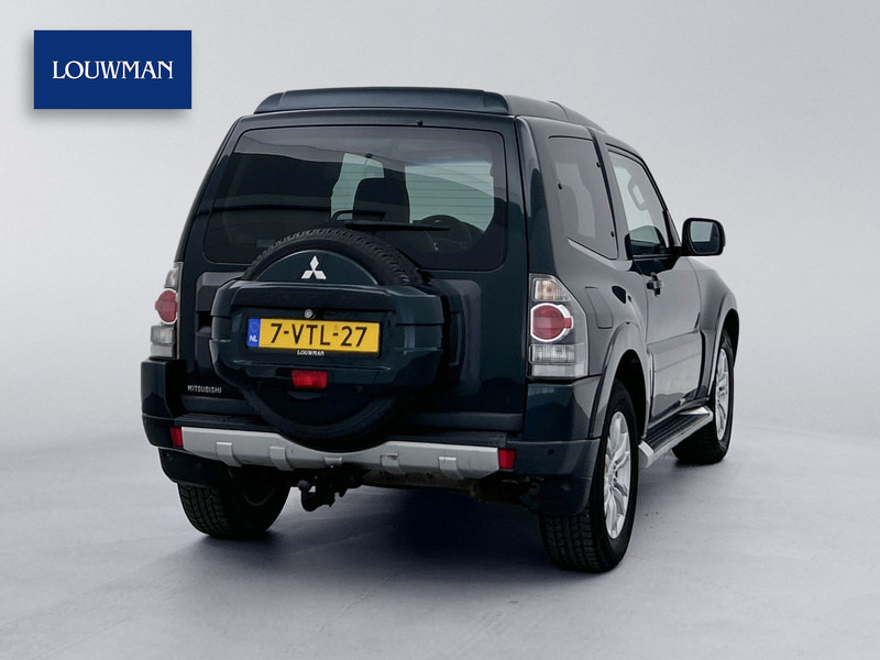 Mitsubishi Pajero 3.2 DI-D Instyle High Roof Van Grijs kenteken Automaat Climate control Trekhaak 3000KG - Transportbil: bild 2 Mitsubishi Pajero 3.2 DI-D Instyle High Roof Van Grijs kenteken Automaat Climate control Trekhaak 3000KG - Transportbil: bild 2
