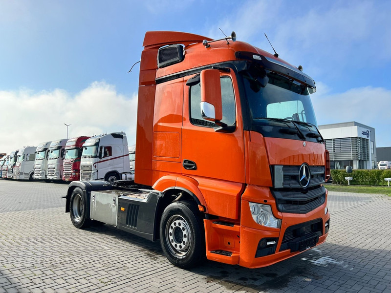 Mercedes-Benz Actros 1836 4x2 trekker - Dragbil: bild 3 Mercedes-Benz Actros 1836 4x2 trekker - Dragbil: bild 3