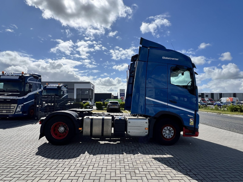 Volvo FH 460 4x2 trekker Globetrotter / 2x Fuel Tank - Dragbil: bild 4 Volvo FH 460 4x2 trekker Globetrotter / 2x Fuel Tank - Dragbil: bild 4