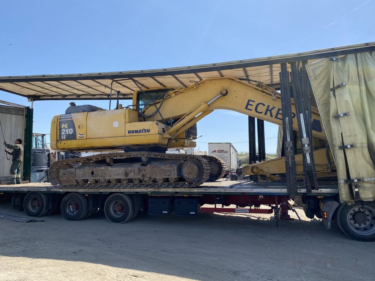 Din dezmembrari pentru KOMATSU PC210 -6 -8 -10 , second hand Komatsu - Reservdelar för Grävmaskin: bild 1 Din dezmembrari pentru KOMATSU PC210 -6 -8 -10 , second hand Komatsu - Reservdelar för Grävmaskin: bild 1
