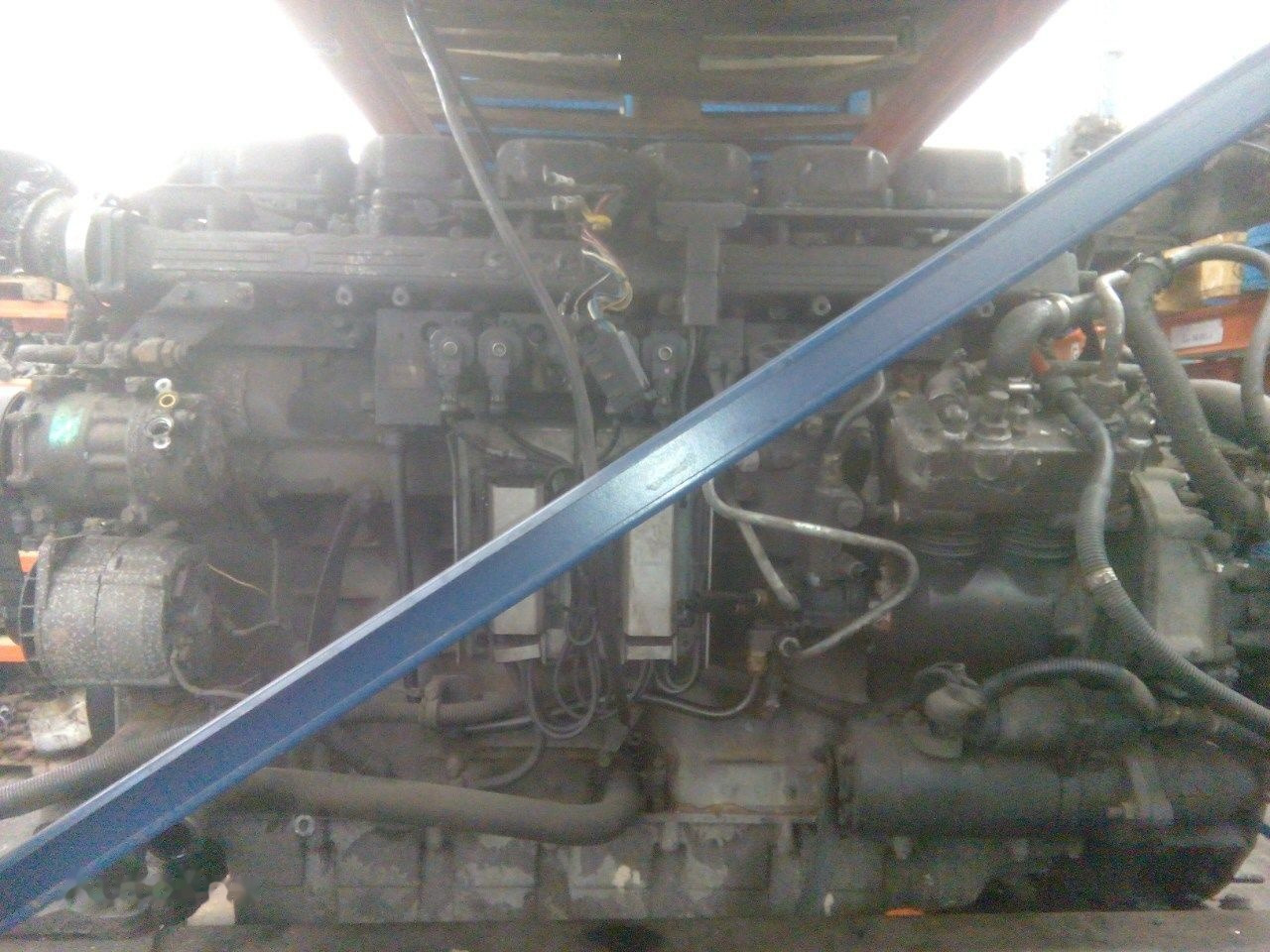 Scania HPI 420 DC1203 Scania 124 - Motor för Lastbil: bild 2 Scania HPI 420 DC1203 Scania 124 - Motor för Lastbil: bild 2