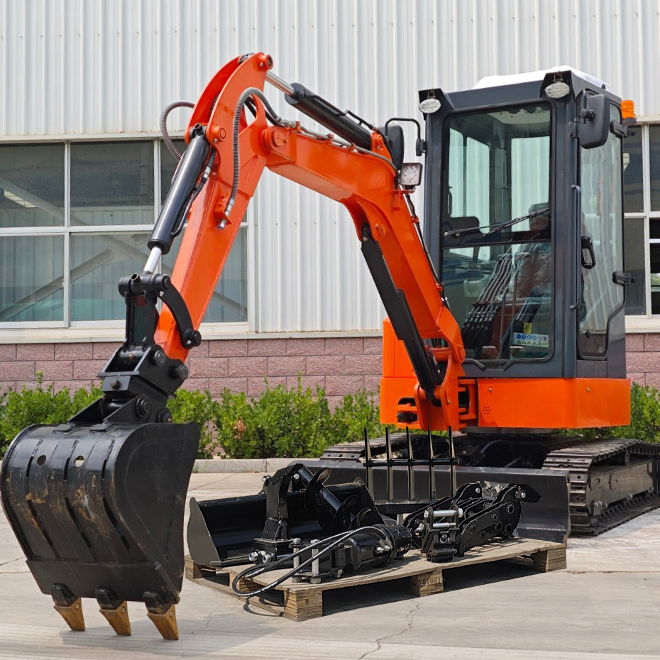 LEZUM Mini Excavator CE Certification Kubota Engine(Factory Outlet) Mini Pelle Minibagger Minikoparka Miniexcavadora - Minigrävmaskin: bild 2 LEZUM Mini Excavator CE Certification Kubota Engine(Factory Outlet) Mini Pelle Minibagger Minikoparka Miniexcavadora - Minigrävmaskin: bild 2