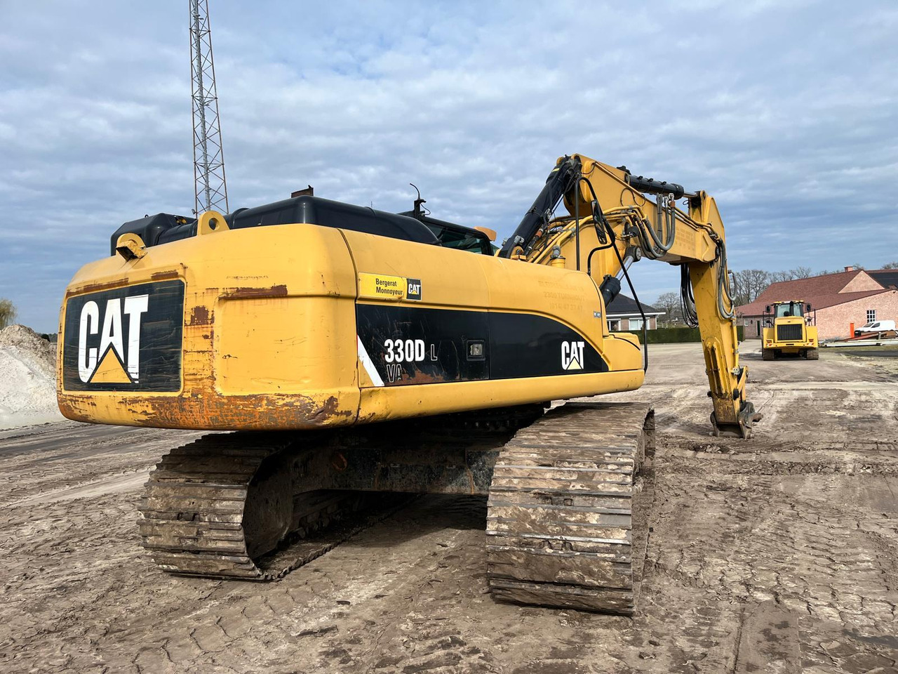 Caterpillar 330 DL - Bandgrävare: bild 1 Caterpillar 330 DL - Bandgrävare: bild 1