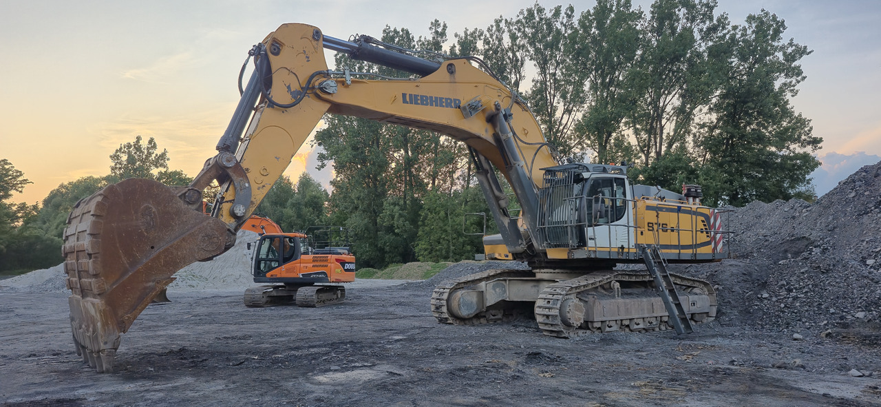 LIEBHERR R976 HD - Bandgrävare: bild 1 LIEBHERR R976 HD - Bandgrävare: bild 1