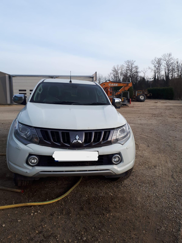 MITSUBISHI MITSUBISHI L200 - Pickup: bild 1 MITSUBISHI MITSUBISHI L200 - Pickup: bild 1