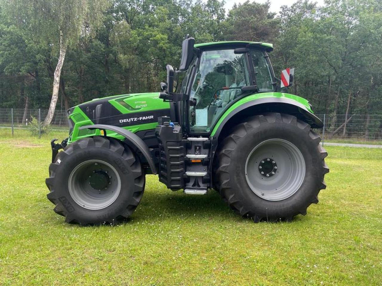 Deutz-Fahr 6210 PSHIFT AKTIONSPREIS!! - Traktor: bild 2 Deutz-Fahr 6210 PSHIFT AKTIONSPREIS!! - Traktor: bild 2