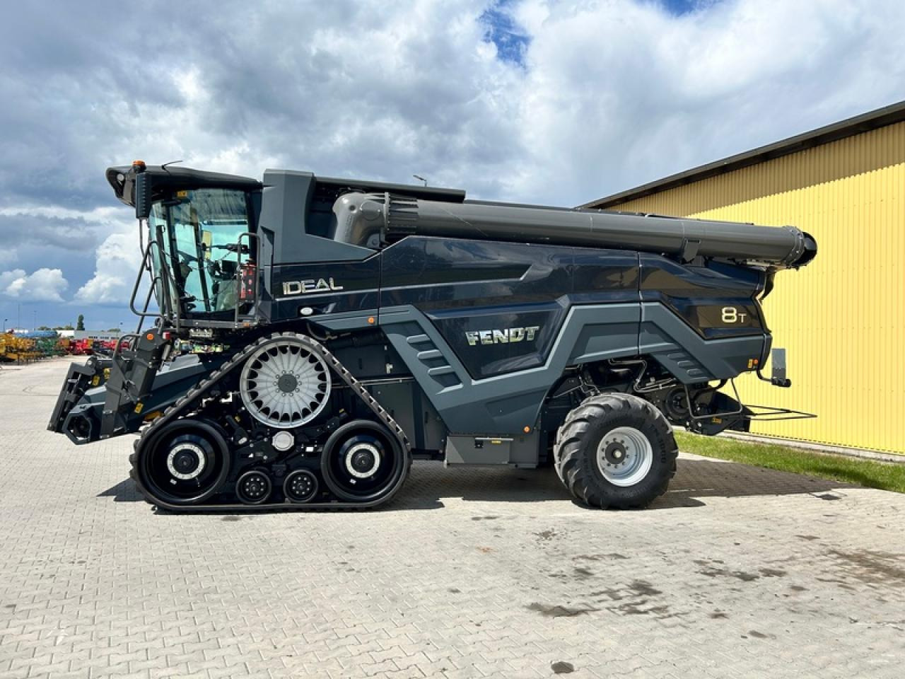 Fendt AKTIONIDEAL 8T - Skördetröska: bild 2 Fendt AKTIONIDEAL 8T - Skördetröska: bild 2