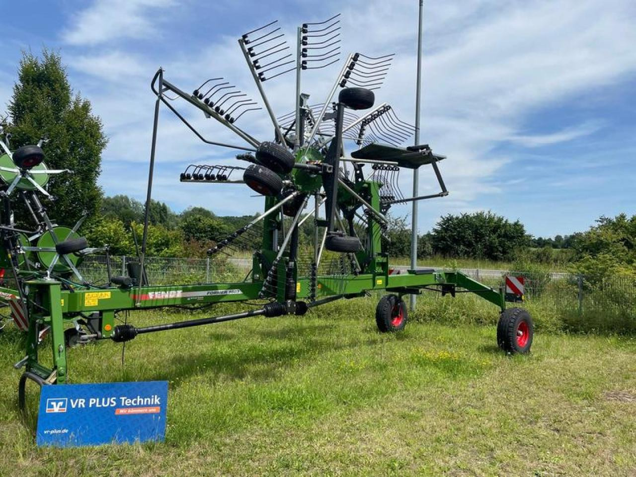 Fendt FORMER 1603 AKTION - Hövändare: bild 1 Fendt FORMER 1603 AKTION - Hövändare: bild 1