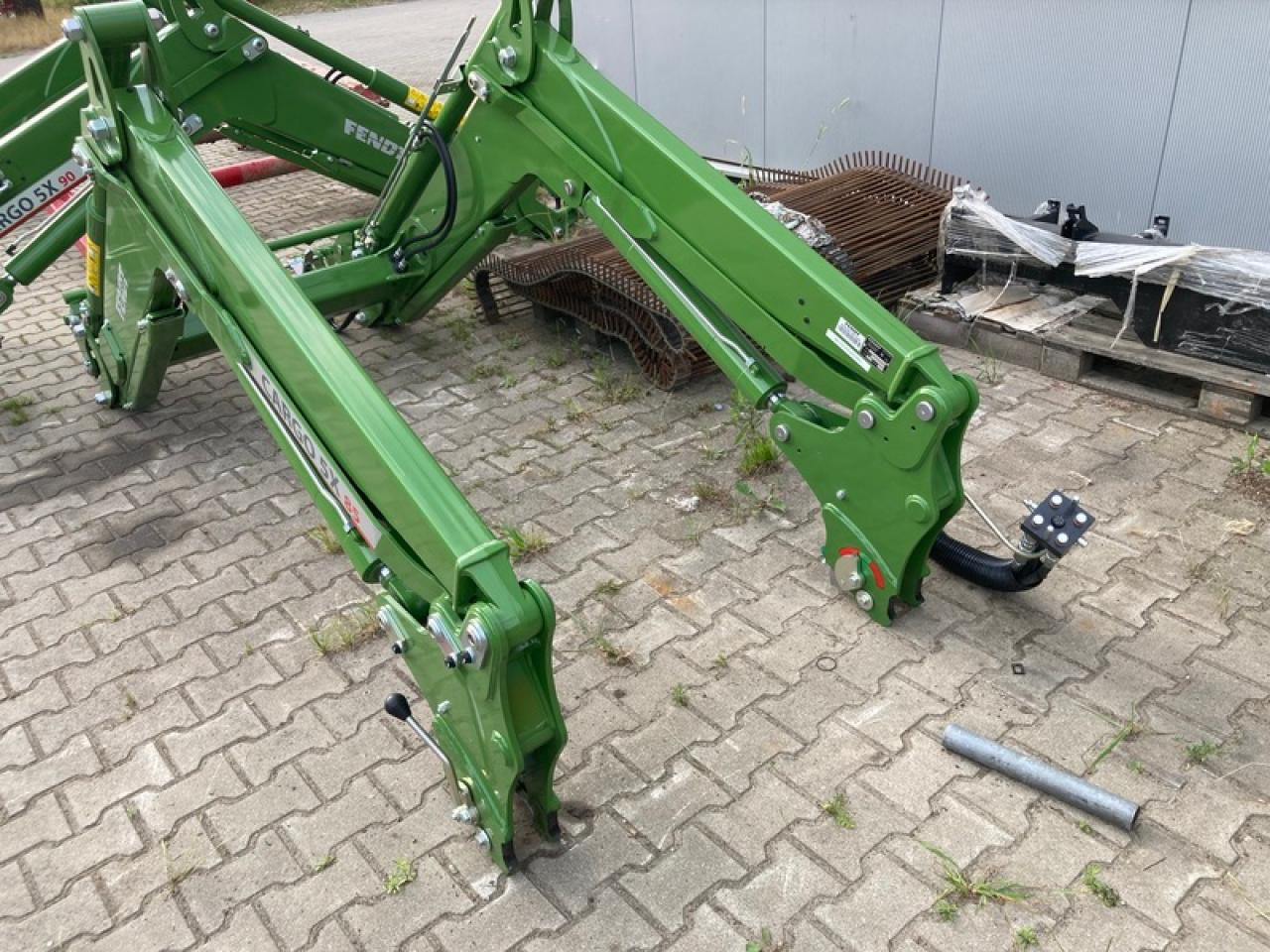 Fendt FRONTLADER CARGO 5X85 AKTION - Frontlastar för traktor: bild 2 Fendt FRONTLADER CARGO 5X85 AKTION - Frontlastar för traktor: bild 2