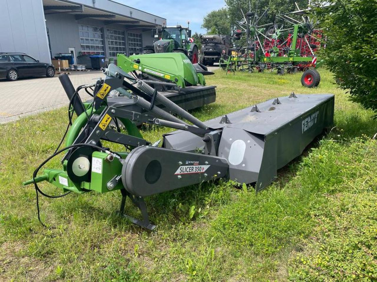 Fendt SLICER 350 P HECKMÄHWERK - Slåttermaskin: bild 2 Fendt SLICER 350 P HECKMÄHWERK - Slåttermaskin: bild 2