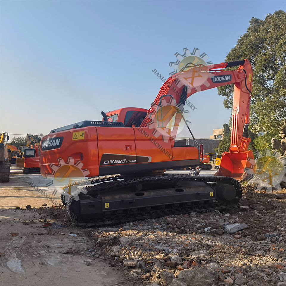 DOOSAN Doosan DX225LC Crawler excavator - Bandgrävare: bild 2 DOOSAN Doosan DX225LC Crawler excavator - Bandgrävare: bild 2