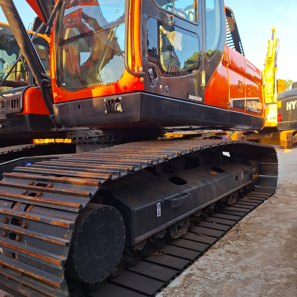 Doosan DX300LC-9C Crawler Excavator - Bandgrävare: bild 4 Doosan DX300LC-9C Crawler Excavator - Bandgrävare: bild 4