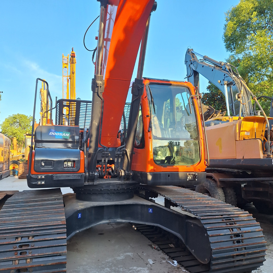 Doosan DX300LC-9C Crawler Excavator - Bandgrävare: bild 5 Doosan DX300LC-9C Crawler Excavator - Bandgrävare: bild 5