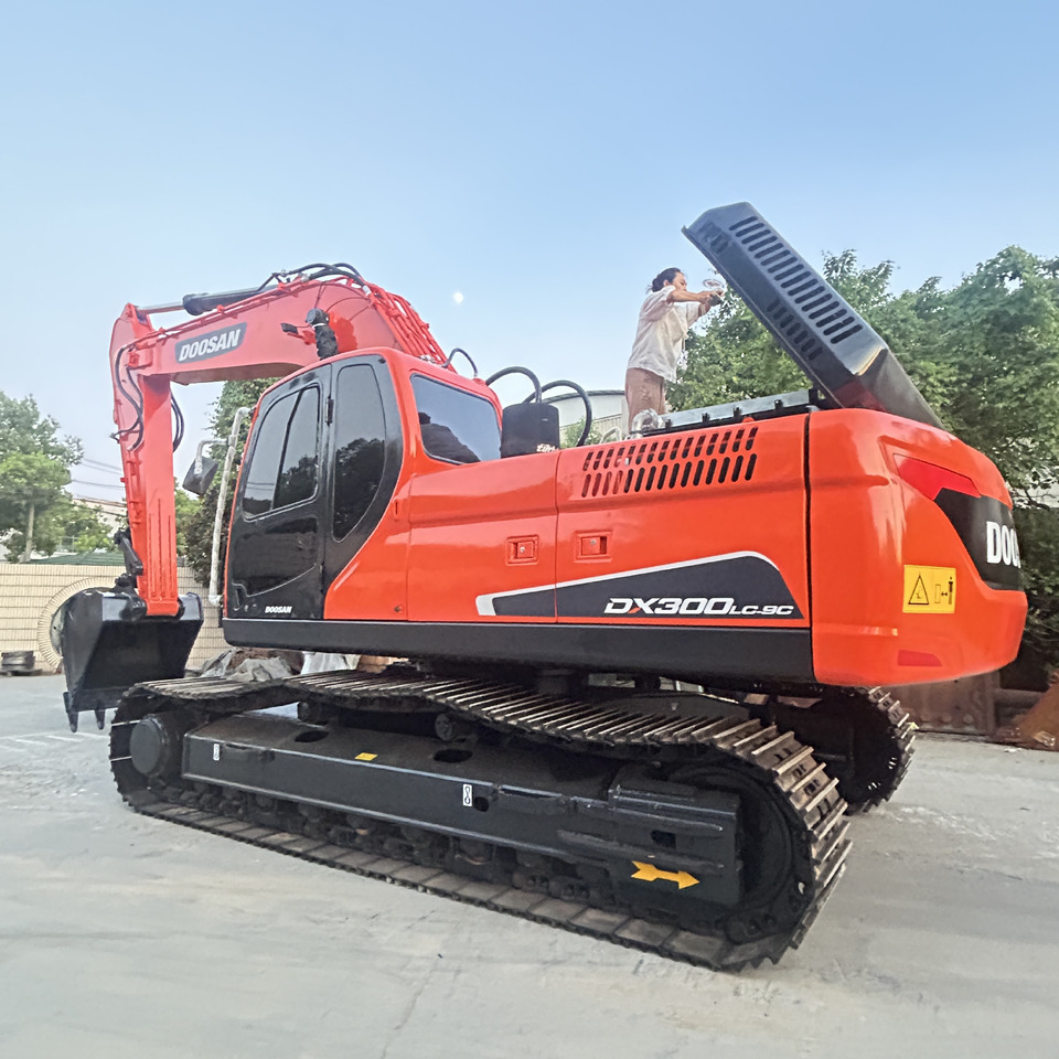 Doosan DX300LC-9c Crawler Excavator - Bandgrävare: bild 3 Doosan DX300LC-9c Crawler Excavator - Bandgrävare: bild 3