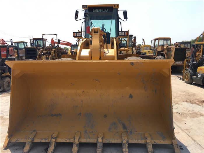 High quality and low working hours in stock used CAT 950G wheel loader used cat 950g wheel loader on stock - Bulldozer: bild 4 High quality and low working hours in stock used CAT 950G wheel loader used cat 950g wheel loader on stock - Bulldozer: bild 4
