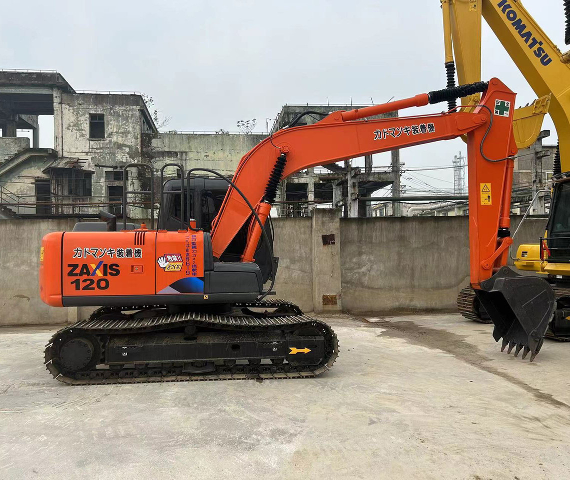 Hitachi ZX120-6 Excavator - Bandgrävare: bild 1 Hitachi ZX120-6 Excavator - Bandgrävare: bild 1