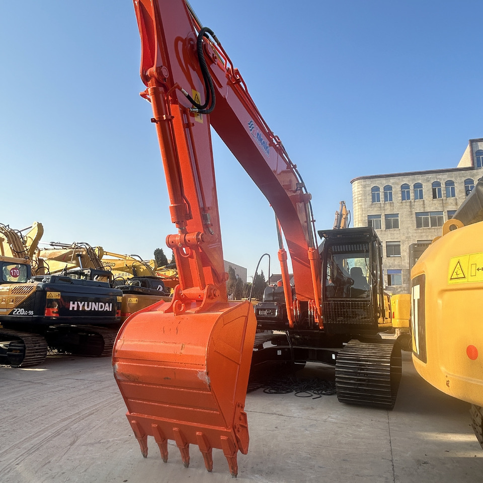 Hitachi ZX200-3 Excavator - Bandgrävare: bild 2 Hitachi ZX200-3 Excavator - Bandgrävare: bild 2