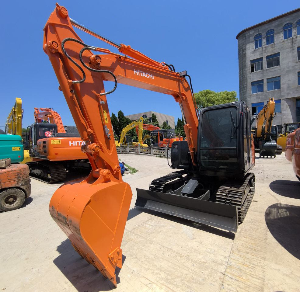 Hitachi ZX70 Excavator - Minigrävmaskin: bild 2 Hitachi ZX70 Excavator - Minigrävmaskin: bild 2