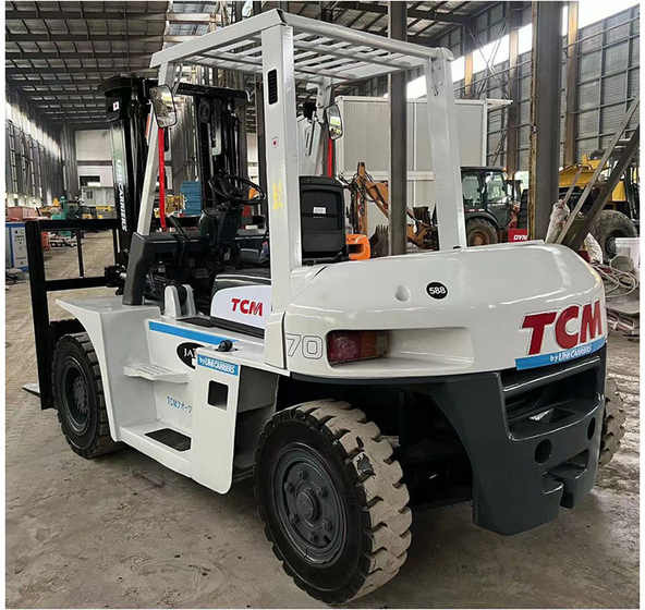 Hot Sale Used Japanese diesel Engine Forklift TCM FD70 Second-hand TCM 7 TON Forklift Cheap Sale - Dieseltruck: bild 1 Hot Sale Used Japanese diesel Engine Forklift TCM FD70 Second-hand TCM 7 TON Forklift Cheap Sale - Dieseltruck: bild 1