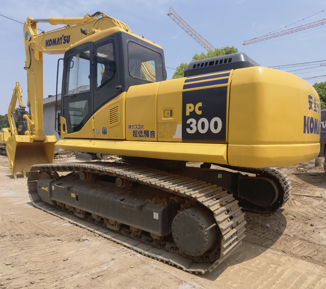 Komatsu PC300-7 excavator - Bandgrävare: bild 1 Komatsu PC300-7 excavator - Bandgrävare: bild 1