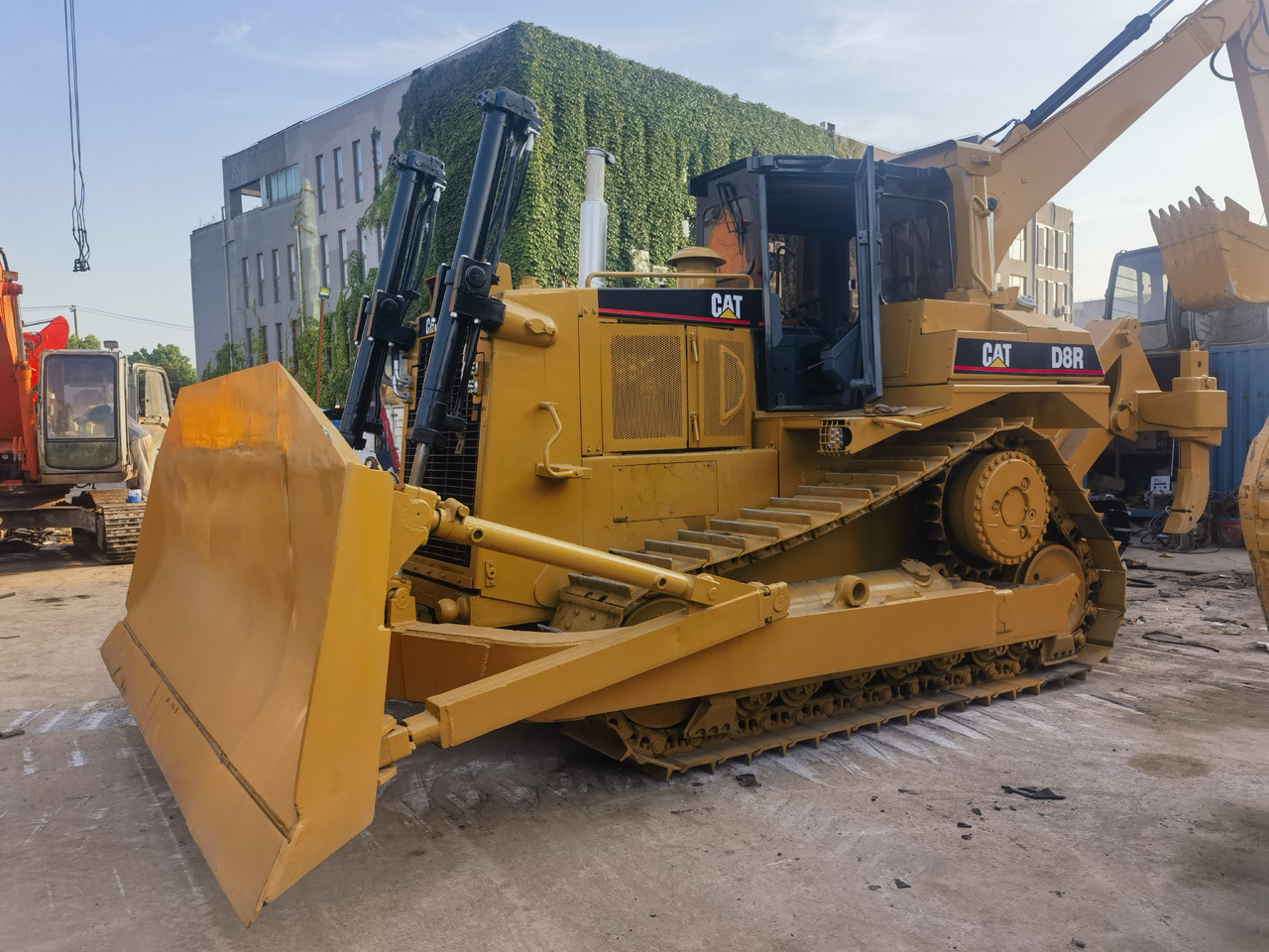 Used cat d8r bulldozer - Bulldozer: bild 2 Used cat d8r bulldozer - Bulldozer: bild 2