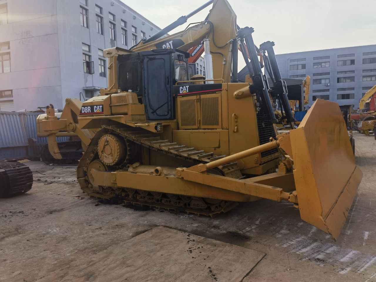 Used cat d8r bulldozer - Bulldozer: bild 4 Used cat d8r bulldozer - Bulldozer: bild 4