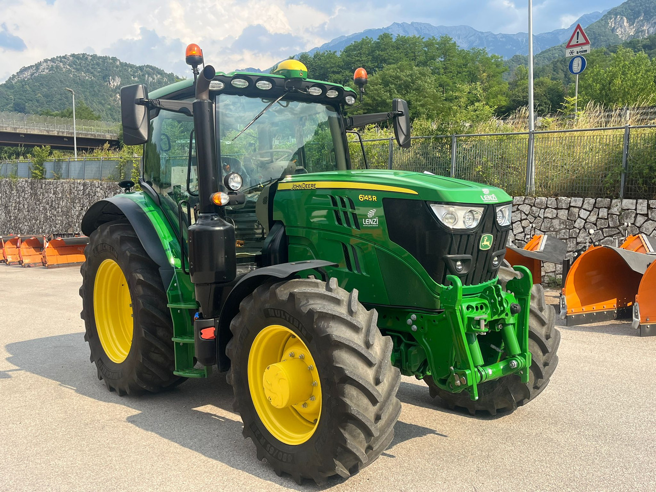 JOHN DEERE 6145 R - Traktor: bild 4 JOHN DEERE 6145 R - Traktor: bild 4