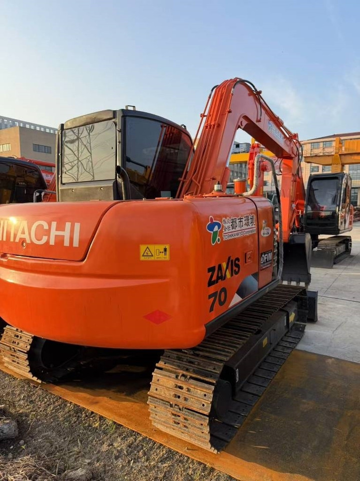 Hitachi Zaxis 70 - Bandgrävare: bild 2 Hitachi Zaxis 70 - Bandgrävare: bild 2