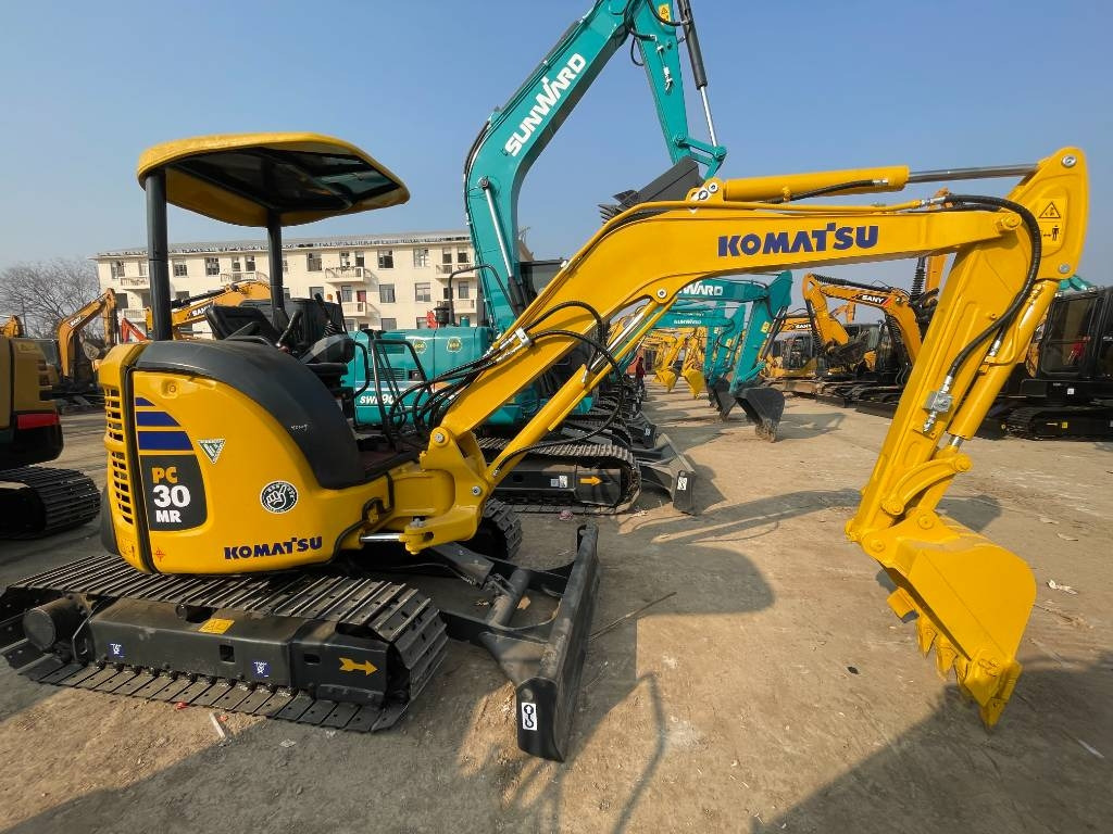 Komatsu PC 30 - Minigrävmaskin: bild 1 Komatsu PC 30 - Minigrävmaskin: bild 1