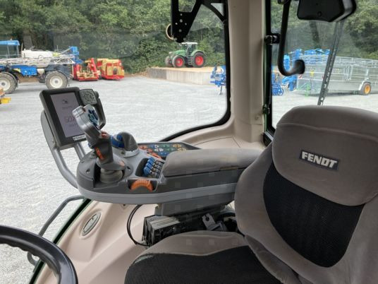 Fendt 824 VARIO SCR PROFI - Traktor: bild 5 Fendt 824 VARIO SCR PROFI - Traktor: bild 5