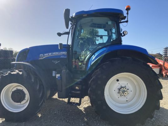 New Holland T7.210 - Traktor: bild 4 New Holland T7.210 - Traktor: bild 4