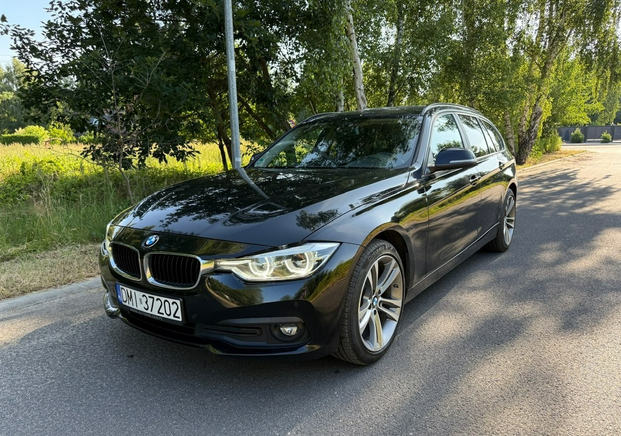 BMW SERIA 3 V (F30/F31/F34) BMW SERIA 3 318d 150KM Automat SportLine*AdaptiveLed*Navi*Półskóra*SerwisBMW* FV - Kombi: bild 1 BMW SERIA 3 V (F30/F31/F34) BMW SERIA 3 318d 150KM Automat SportLine*AdaptiveLed*Navi*Półskóra*SerwisBMW* FV - Kombi: bild 1