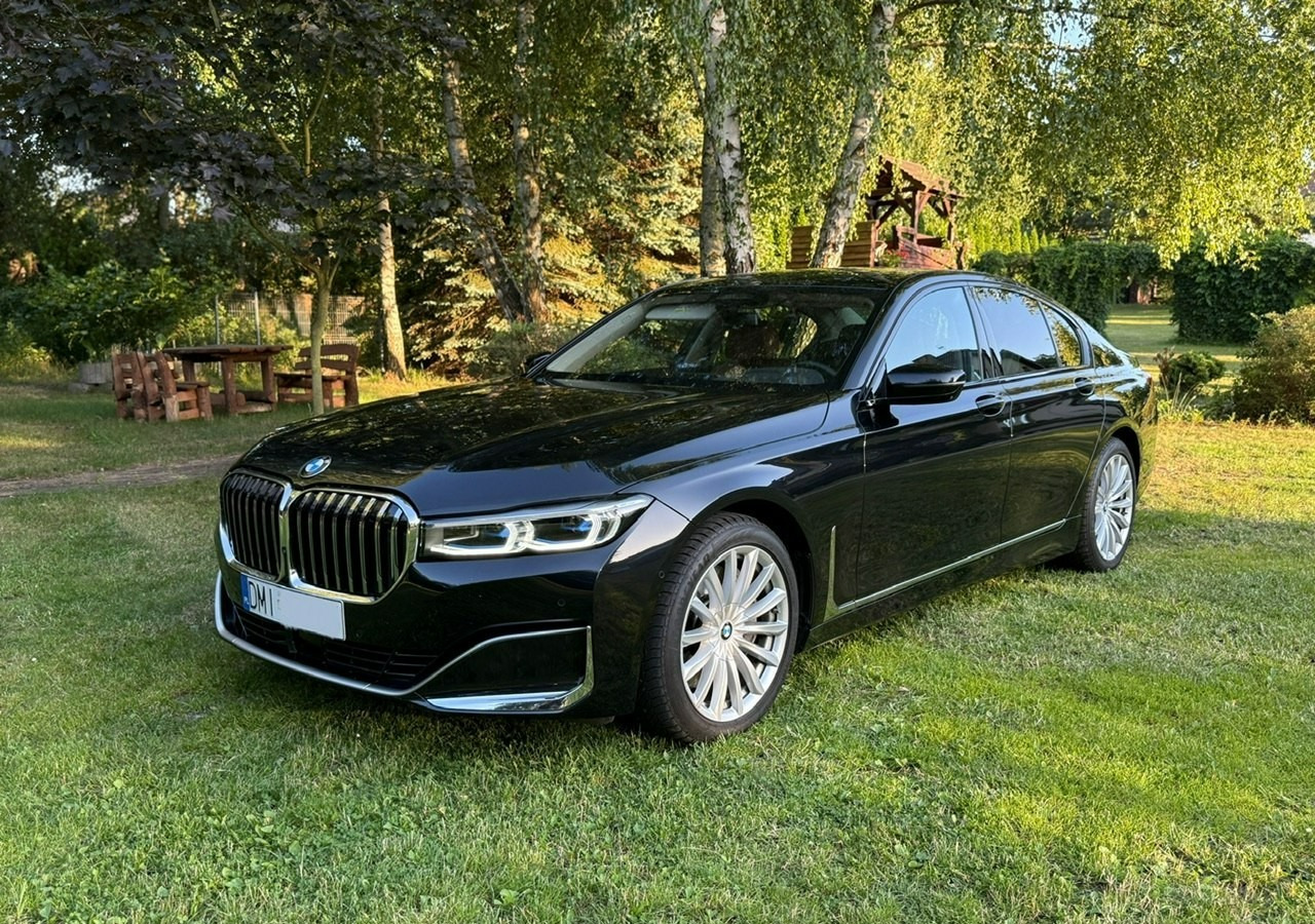 BMW SERIA 7 II (G11/G12) BMW SERIA 7 740d Xdrive 340KM Luxury+Exclusive Masaże Adaptiv Oś Lasery 2022 FV2 - Sedan: bild 3 BMW SERIA 7 II (G11/G12) BMW SERIA 7 740d Xdrive 340KM Luxury+Exclusive Masaże Adaptiv Oś Lasery 2022 FV2 - Sedan: bild 3