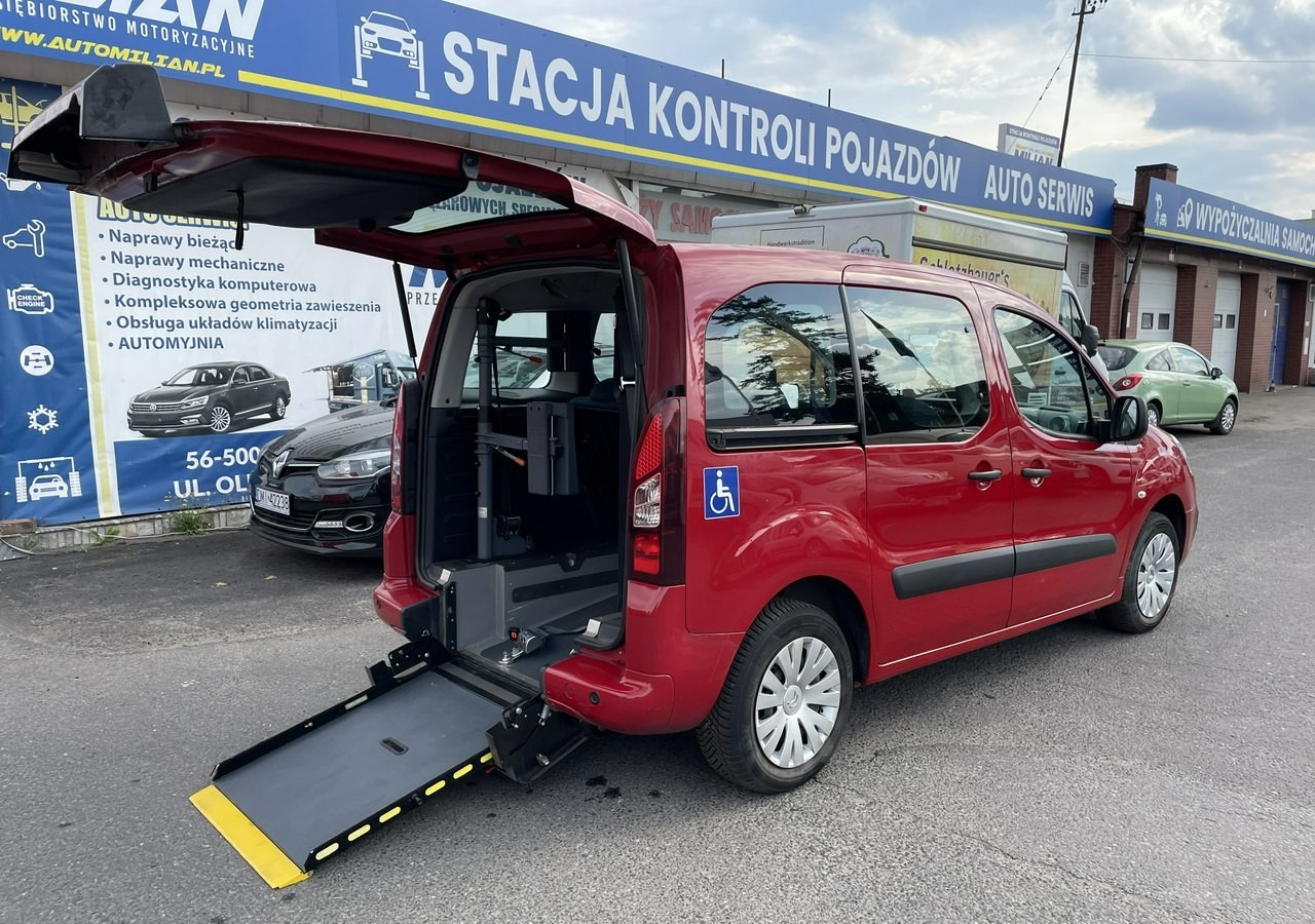 Citroen Berlingo II Berlingo 1.6 do przewozu Niepełnosprawnych inwalida rampa 2018 - Personbil: bild 1 Citroen Berlingo II Berlingo 1.6 do przewozu Niepełnosprawnych inwalida rampa 2018 - Personbil: bild 1