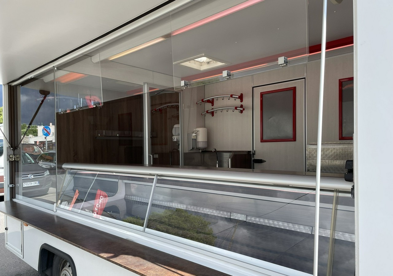 Fiat Ducato Autosklep Gastronomiczny Food Truck Foodtruck sklep W-zasil 2015 - Matbil: bild 2 Fiat Ducato Autosklep Gastronomiczny Food Truck Foodtruck sklep W-zasil 2015 - Matbil: bild 2