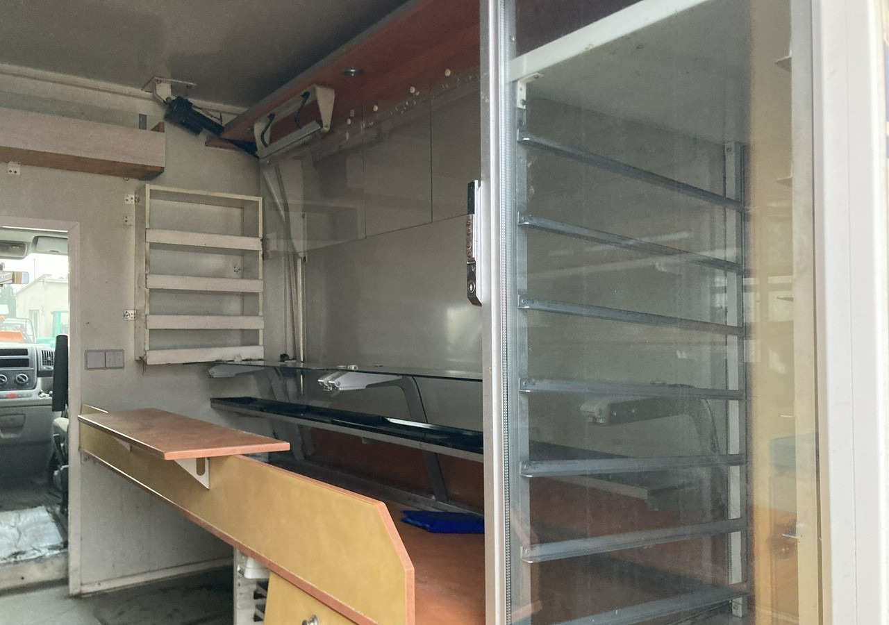 Fiat Ducato Autosklep pieczywa sklep Bar Gastronomiczny Food Truck Foodtruck 200 - Matbil: bild 4 Fiat Ducato Autosklep pieczywa sklep Bar Gastronomiczny Food Truck Foodtruck 200 - Matbil: bild 4